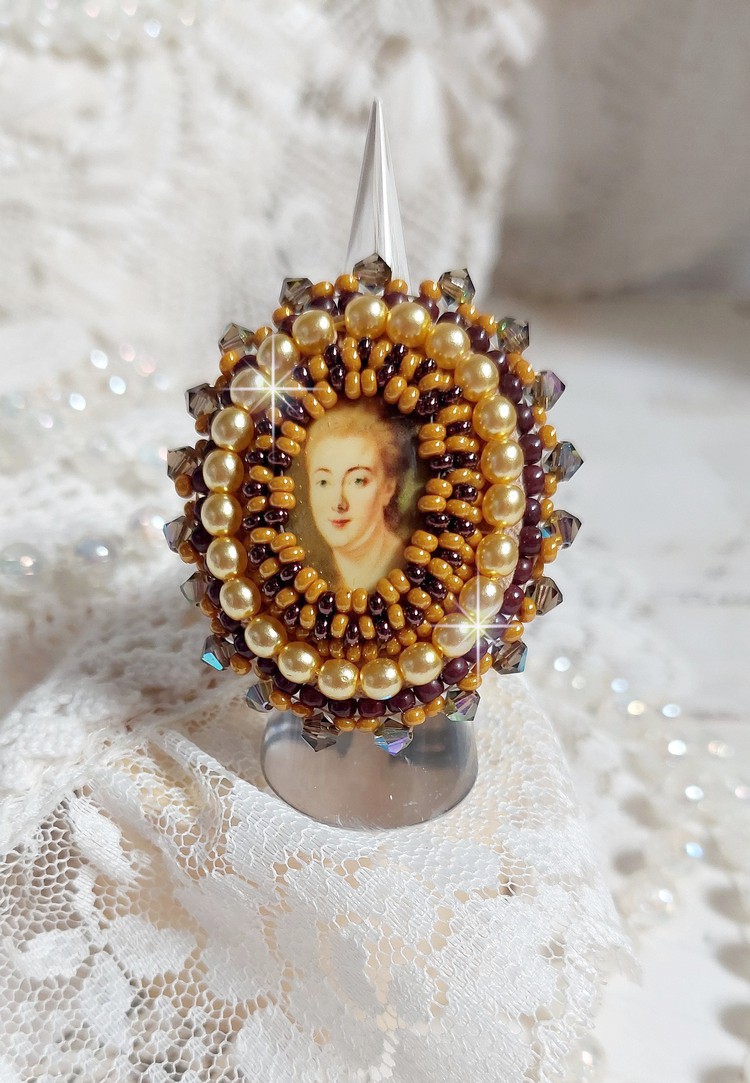 Mme de Pompadour ring geborduurd met parels, Swarovski kristal, een zeer mooie verleiding