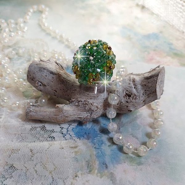 Tedere Groene Ring met Swarovski Kristal Facetten en Spinners