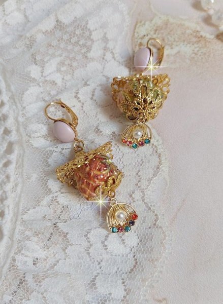 BO Cord&eacute;lia mont&eacute;es avec perles en c&eacute;ramique &eacute;maill&eacute;e, coupelles, estampes et cristaux