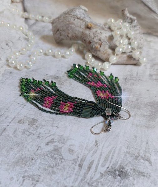 BO Evasion mont&eacute;es avec rocailles verres, tubes, perles cristal Swarovski et crochets d&rsquo;oreilles Argent 925