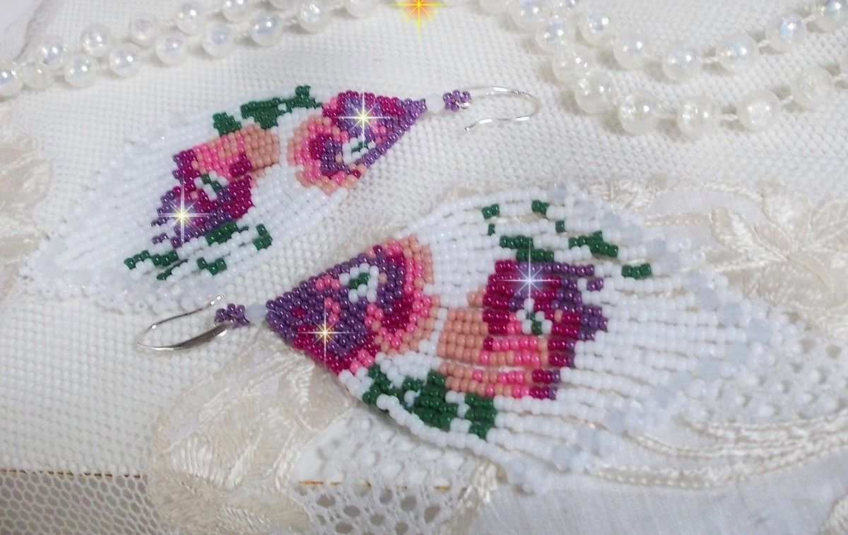 BO Kersenbloesems gemaakt met Opaque Wit, Roze in verschillende tinten, Groen met Toupies