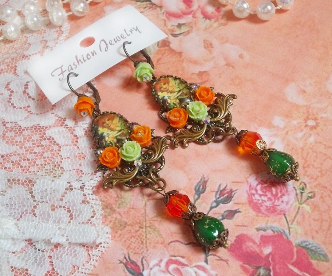 BO Fairy Aloes Pompoen gemaakt met vergrootglas cabochons, hars rozen en kristallen.