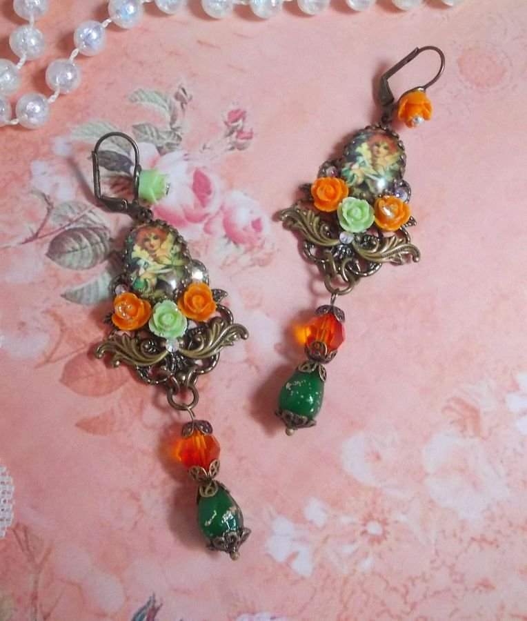 BO Fairy Aloes Pompoen gemaakt met vergrootglas cabochons, hars rozen en kristallen.