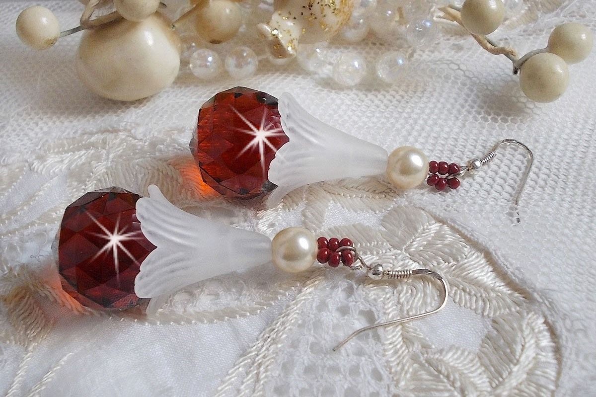 BO Marielle met Swarovski kristallen en gefacetteerde Boheemse kristallen bollen