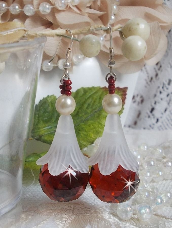 BO Marielle met Swarovski kristallen en gefacetteerde Boheemse kristallen bollen