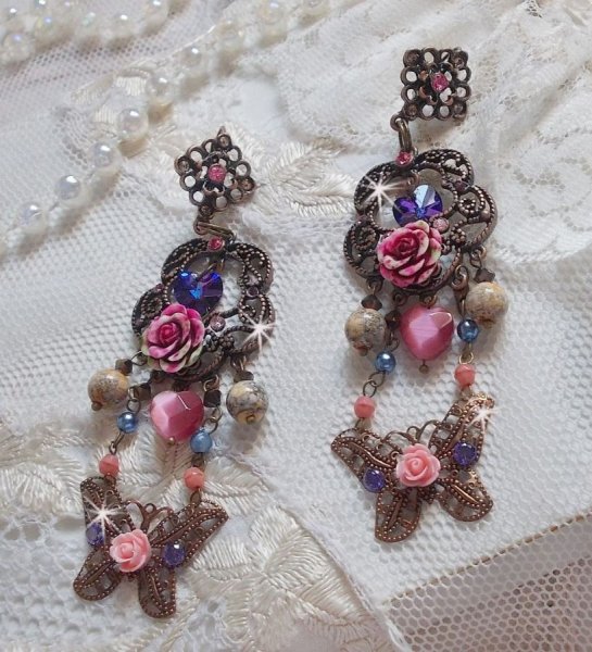 BO Rozen en Vlinder met deze lieve bloemen- en vlinderprints, cat eye glaskralen en roze marmerfacetten