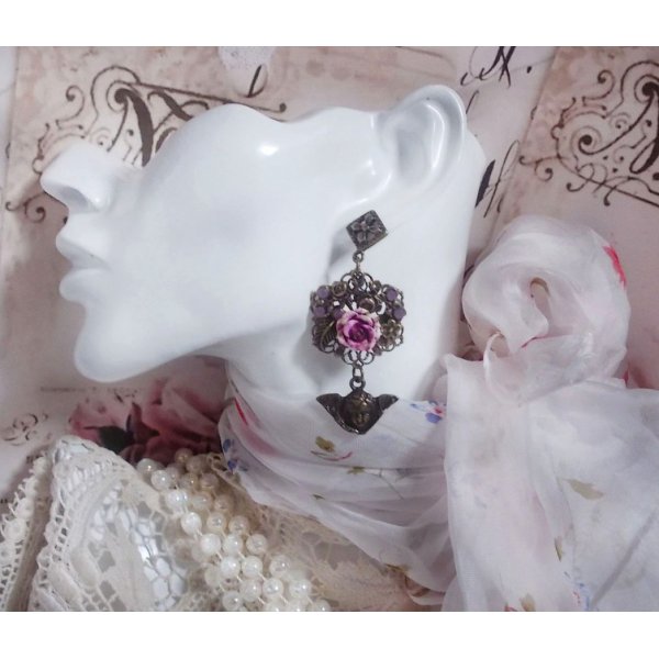 BO Secrets des Angelots gemaakt met harsrozen, Angelot bedels, prints en kristallen