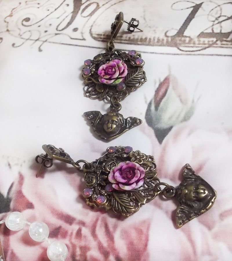BO Secrets des Angelots gemaakt met harsrozen, Angelot bedels, prints en kristallen