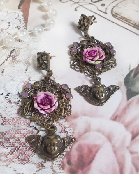 BO Secrets des Angelots gemaakt met harsrozen, Angelot bedels, prints en kristallen