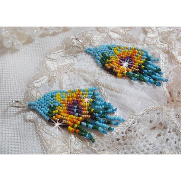 BO Zonnebloem gemaakt met lentekleurige stenen en zilveren dwarsliggers 925/1000