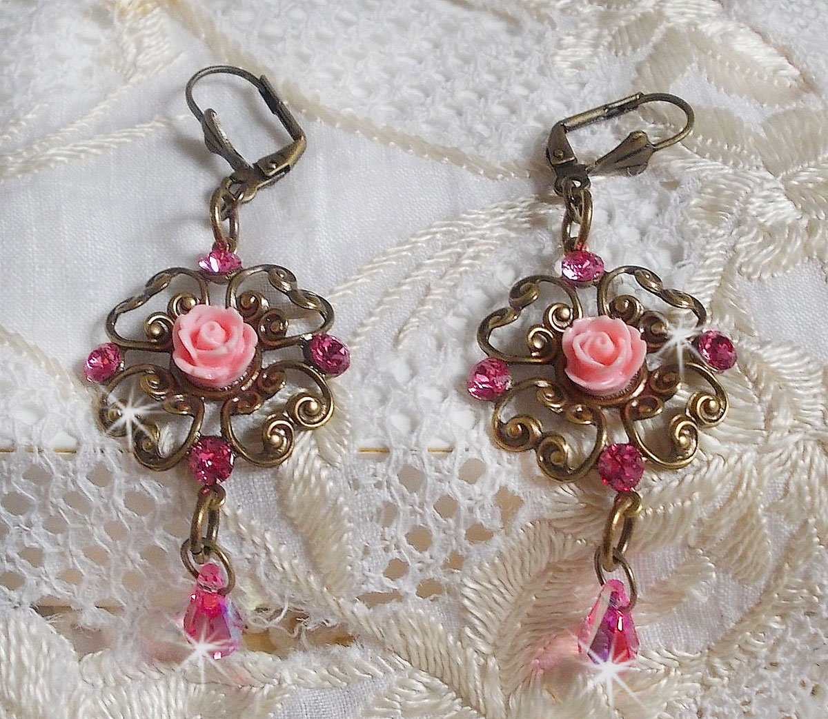 BO Irresistible Eden Collection met deze Swarovski kristallen gemonteerd op bronzen kandelaars