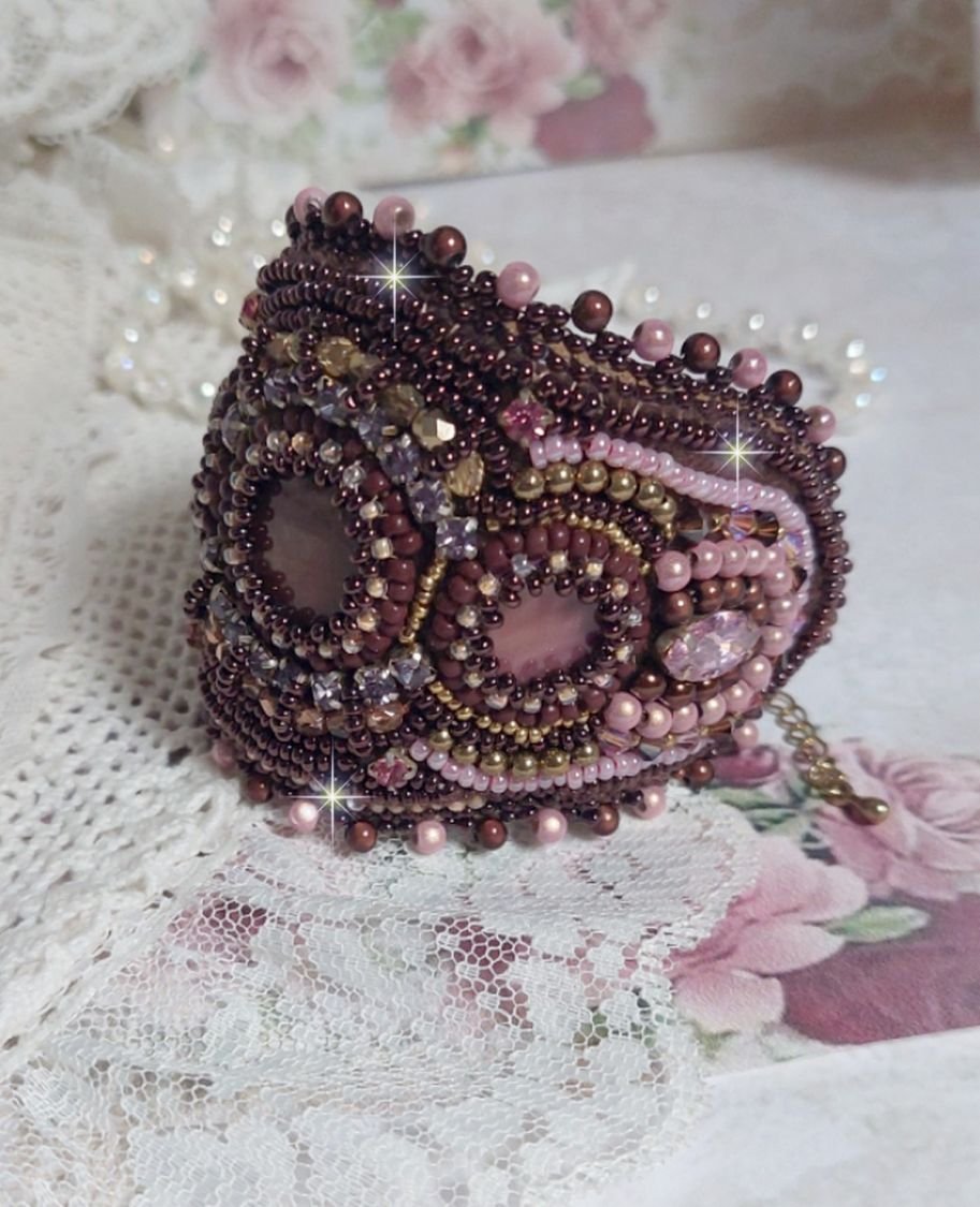 Romance manchet armband geborduurd met vintage stijl mahonie parels en rocailles