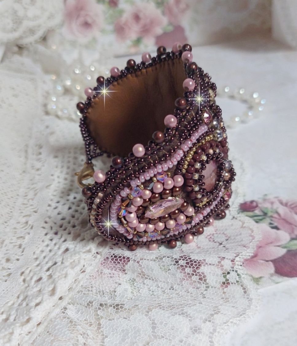 Romance manchet armband geborduurd met vintage stijl mahonie parels en rocailles