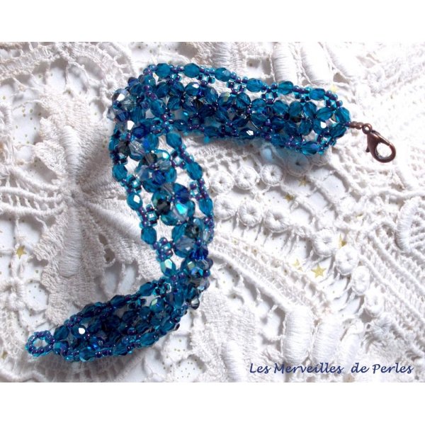 Belle de Nuit armband met bohemian glasfacetten en Swarovski kristallen tolletjes