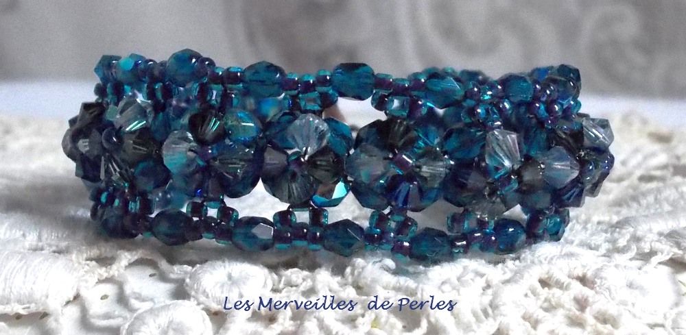 Belle de Nuit armband met bohemian glasfacetten en Swarovski kristallen tolletjes
