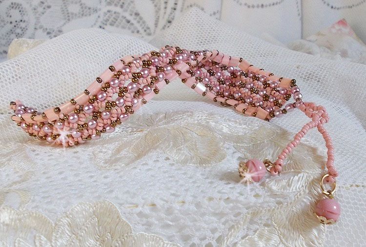 Rose Royale armband met roze Tila kralen, facetkralen en Swarovski kristalparels