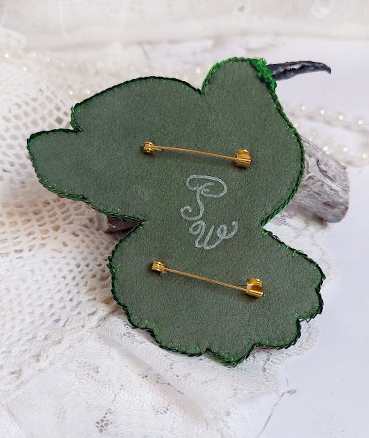 Broche Colibri Hibiscus brodée avec sequins, perles verres et perles Cristal Swarovski