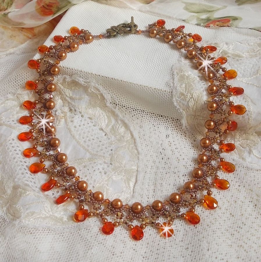 Amber halsketting met Swarovski kristallen parels en facetgeslepen glasdruppels