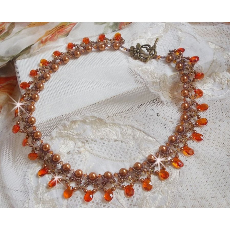 Amber halsketting met Swarovski kristallen parels en facetgeslepen glasdruppels