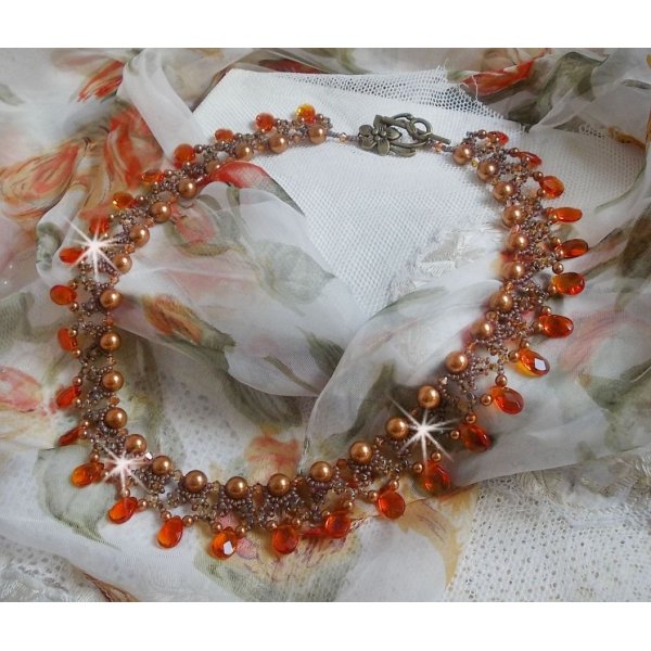 Amber halsketting met Swarovski kristallen parels en facetgeslepen glasdruppels