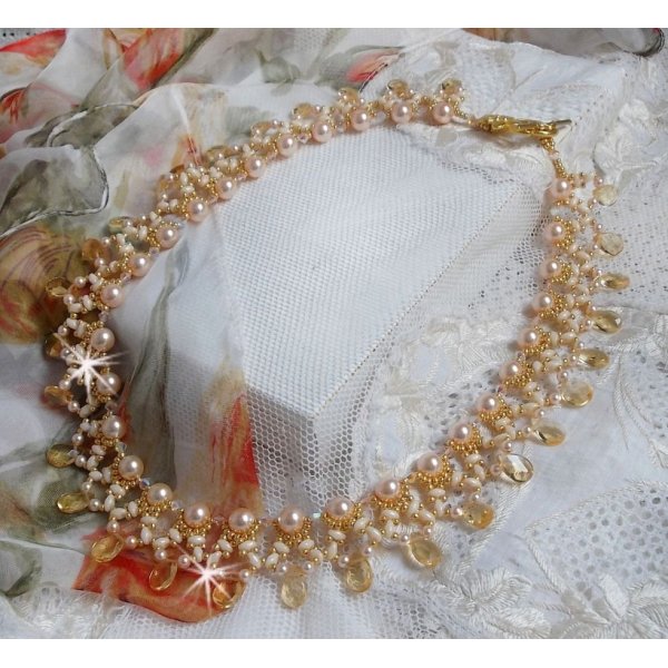 Charmeuse Champagne ketting met Swarovski kristallen en facetgeslepen glazen druppels