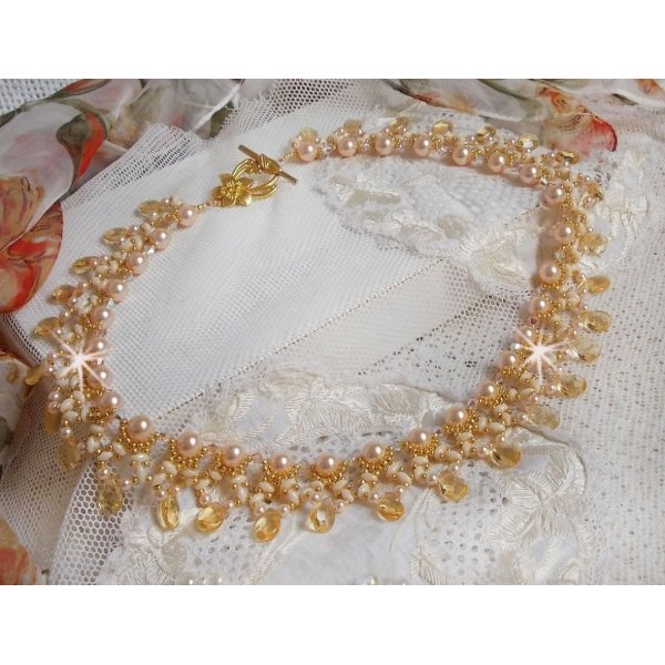 Charmeuse Champagne ketting met Swarovski kristallen en facetgeslepen glazen druppels