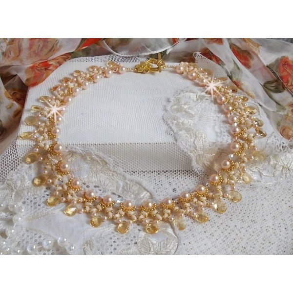 Charmeuse Champagne ketting met Swarovski kristallen en facetgeslepen glazen druppels