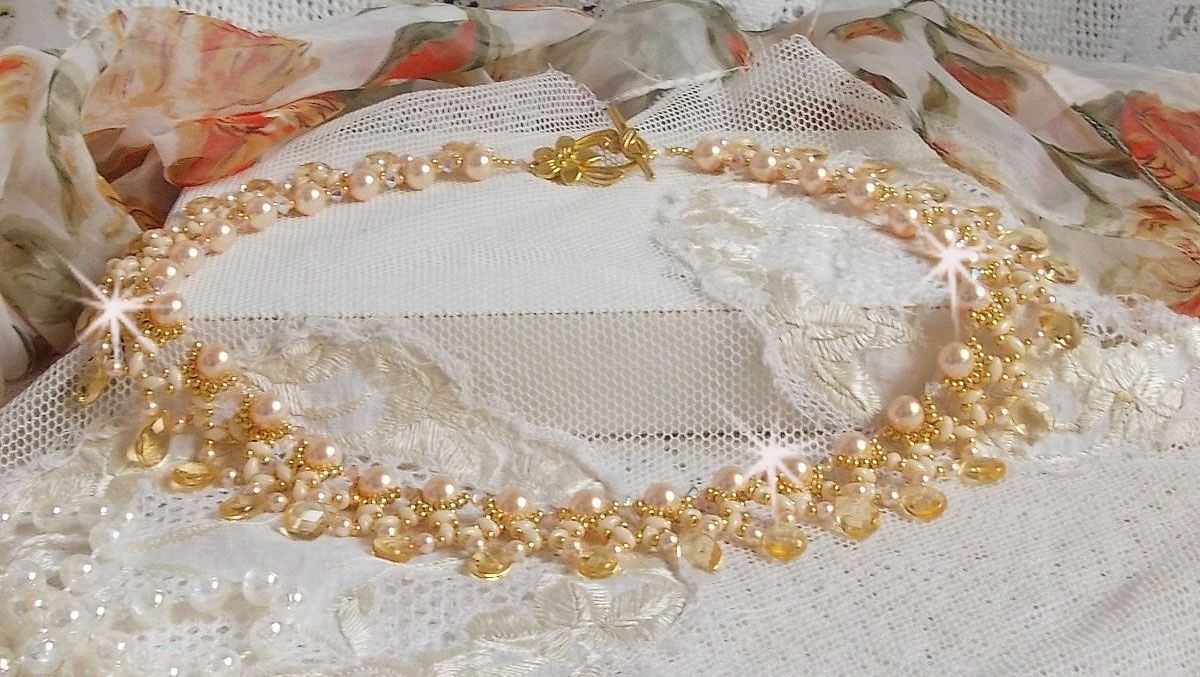 Charmeuse Champagne ketting met Swarovski kristallen en facetgeslepen glazen druppels
