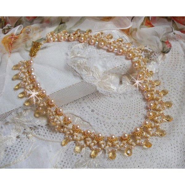 Charmeuse Champagne ketting met Swarovski kristallen en facetgeslepen glazen druppels