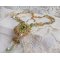 Garden Party ketting geborduurd met een Groen Boheems Kristal, Swarovski kralen en Miyuki rocailles.