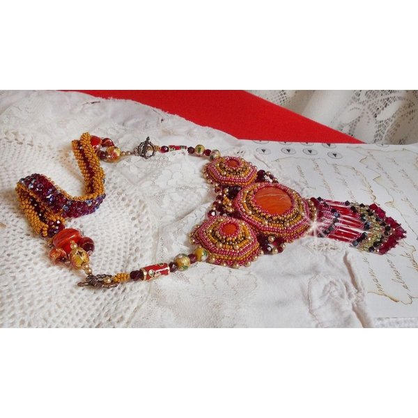 Rode Jaspis Ketting met halfedelstenen Rode Jaspis met Swarovski kristallen, cloisonne kralen, Muranos en rocailles