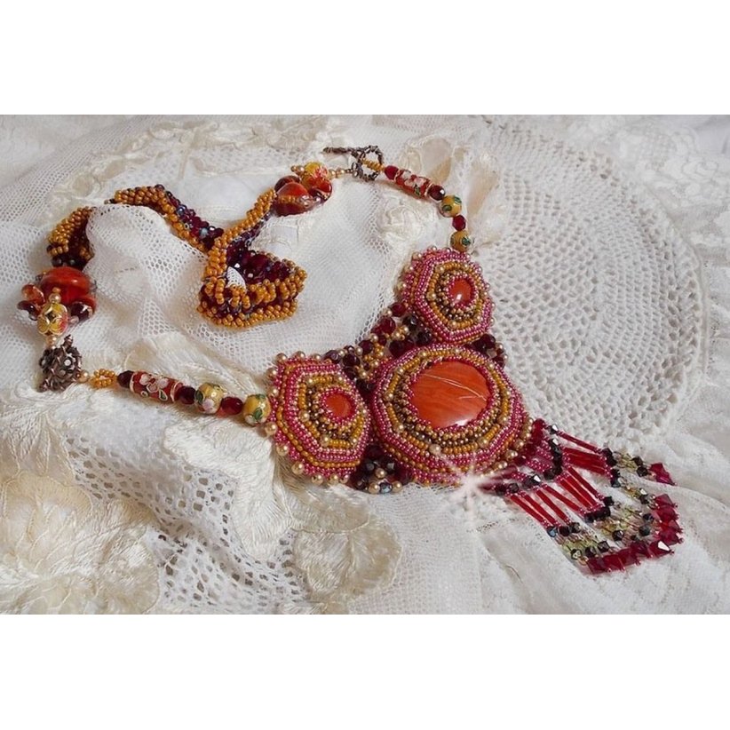 Rode Jaspis Ketting met halfedelstenen Rode Jaspis met Swarovski kristallen, cloisonne kralen, Muranos en rocailles