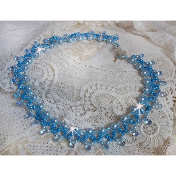 Lichte Azur ketting met Swarovski kristallen parels en glazen druppels