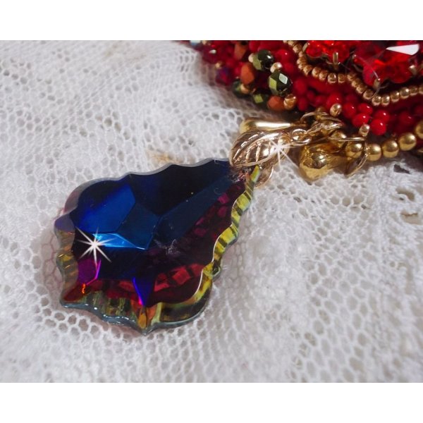 Mia Haute-Couture Barok/Vintage halsketting geborduurd met Swarovski kristallen, verguld, diverse kwaliteitskralen