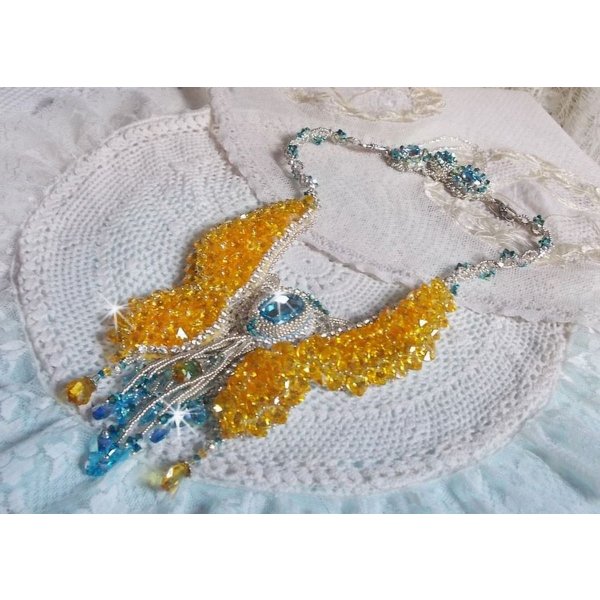 Versailles Haute-Couture vlinderketting geborduurd met Swarovski kristallen, zilveren Miyuki rocailles en 925/1000 zilveren accessoires 