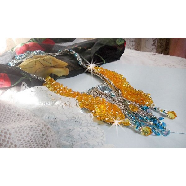 Versailles Haute-Couture vlinderketting geborduurd met Swarovski kristallen, zilveren Miyuki rocailles en 925/1000 zilveren accessoires 