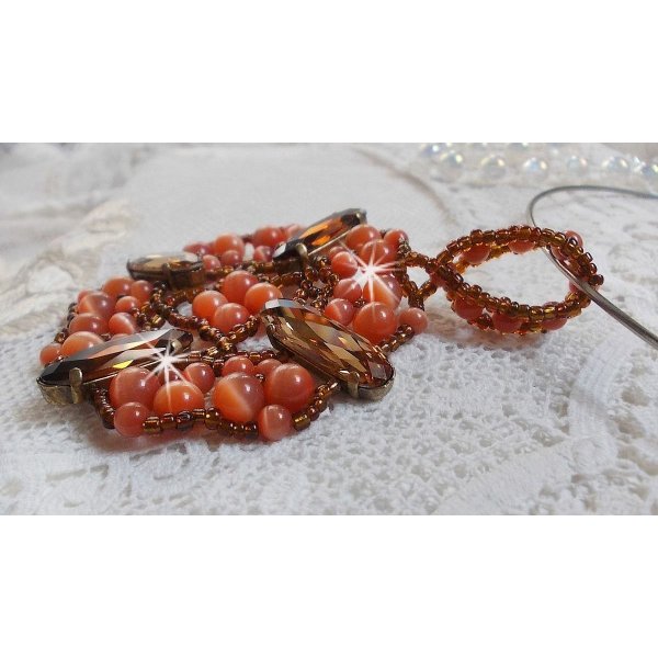 Herfst hanger ketting met Swarovski kristallen en kattenoog glazen kralen