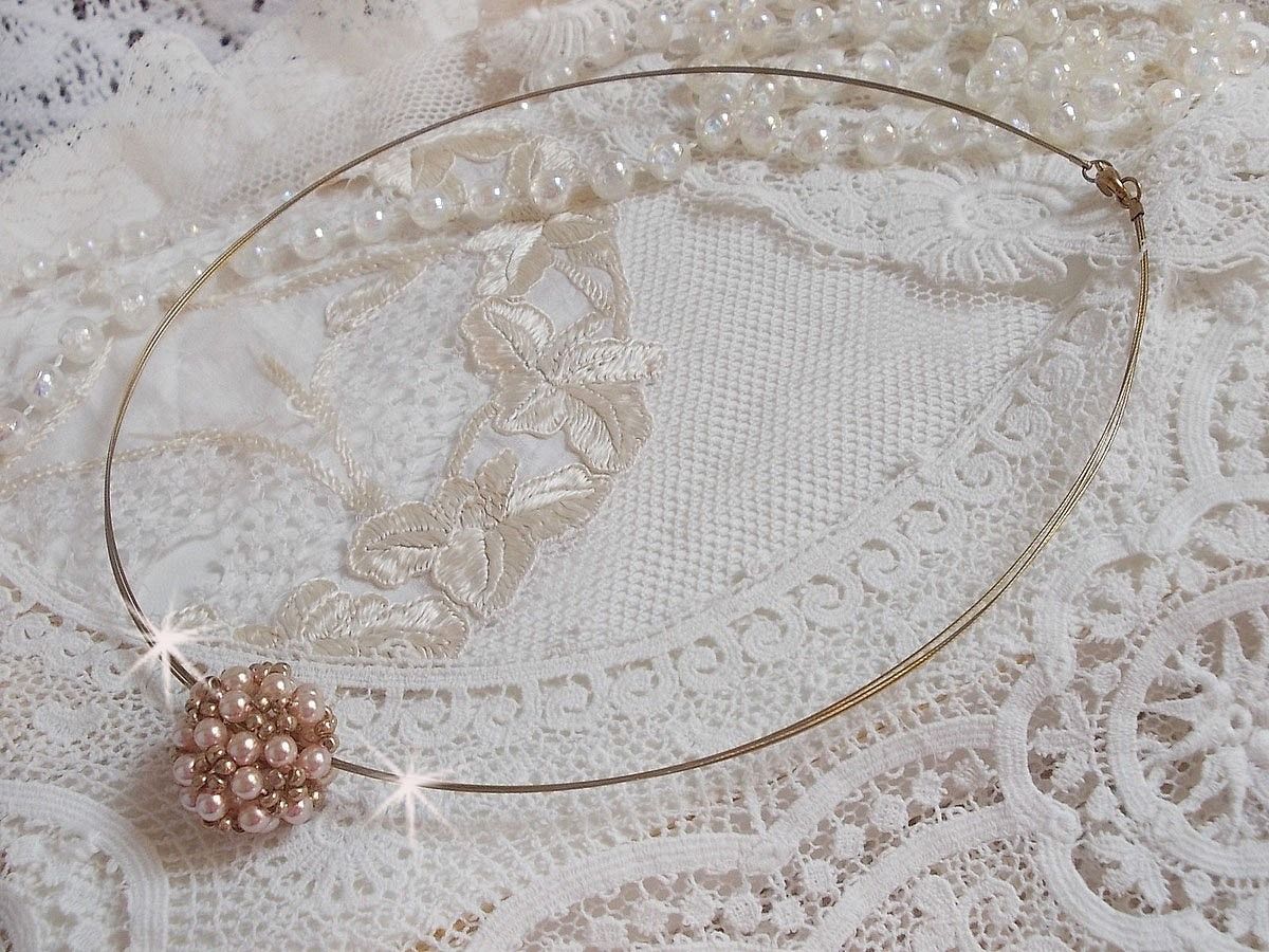 Parel bal hanger ketting met Swarovski kristallen parels