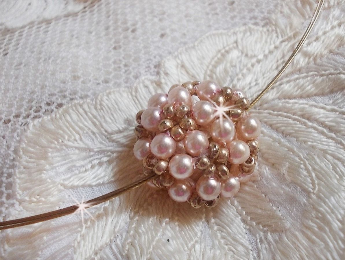 Parel bal hanger ketting met Swarovski kristallen parels