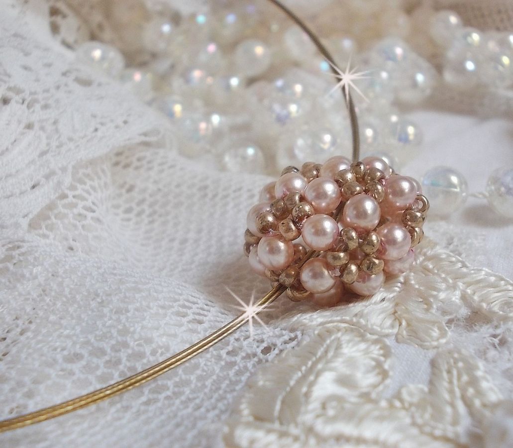Parel bal hanger ketting met Swarovski kristallen parels