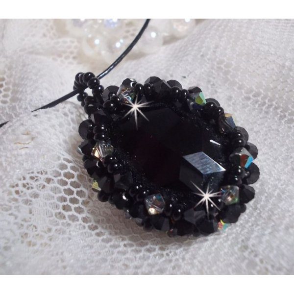 Mirano hanger ketting met Swarovski kristallen en zwarte rocailles