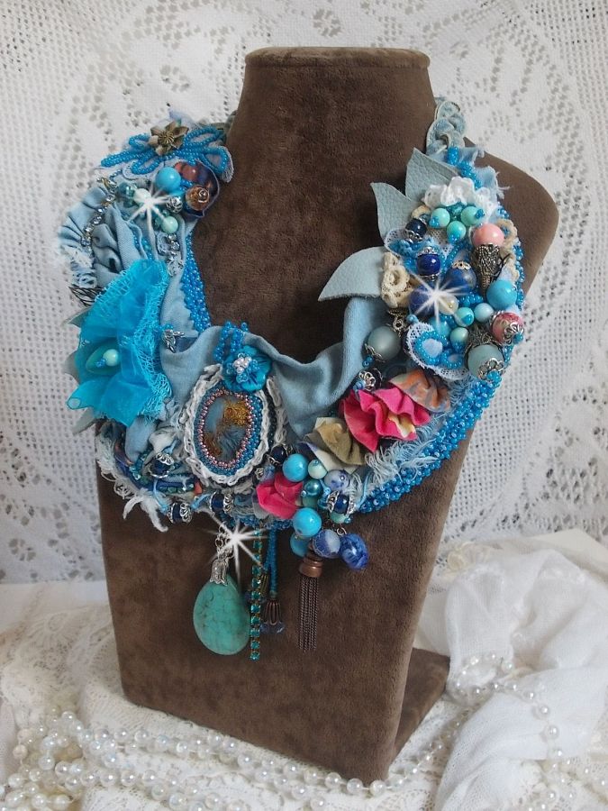 Wild West ketting, een trend uit het Amerikaanse Westen met halfedelstenen en diverse kralen.