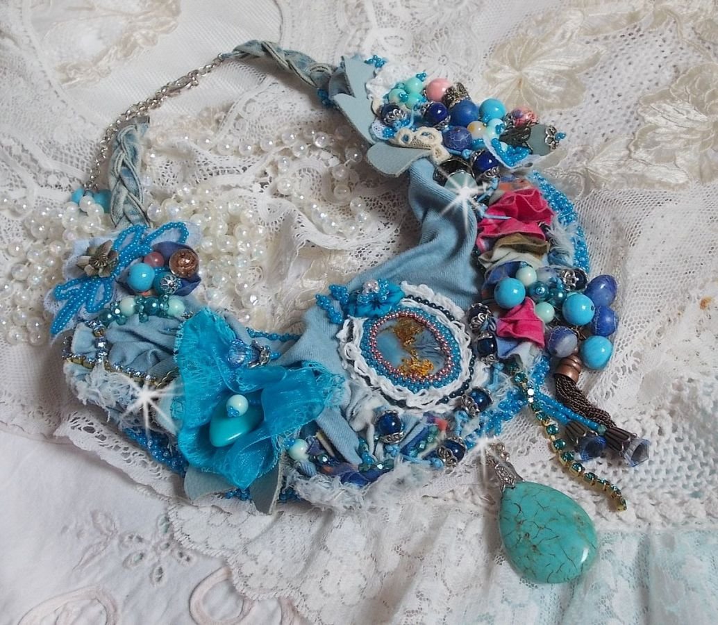 Wild West ketting, een trend uit het Amerikaanse Westen met halfedelstenen en diverse kralen.