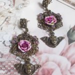 BO Secrets des Angelots gemaakt met harsrozen, Angelot bedels, prints en kristallen