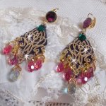 BO Asiane gemaakt met Swarovski Crystal Drops, 1950's Violet kant en glazen kralen.