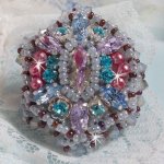 Mademoiselle Bluse ring geborduurd met Swarovski kristallen en prachtige parels van kwaliteit