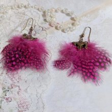 BO Danse avec les Plumes montées avec plumes de pintade, breloques cheval et clous d’oreilles laiton
