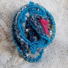 Far West ring in denim geborduurd met halfedelstenen kralen La Sodaliet, Jade en andere kralen