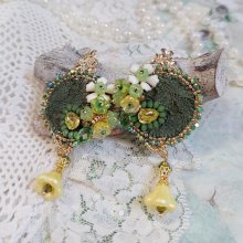 BO Espoir brodées avec fleurs et rondes aplaties verres, dentelle, perles Cristal Swarovski