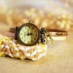 Leren duo-horloge in kleur naar keuze en persoonlijke gravure